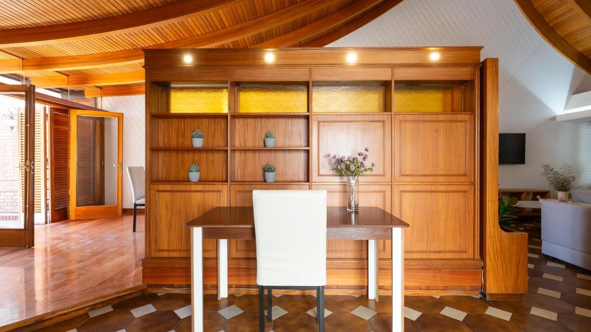 Villa Amplia, Calida Y Super Ubicada Mendoza Argentina