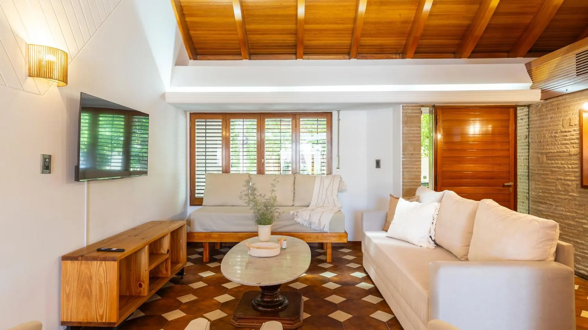 Villa Amplia, Calida Y Super Ubicada à Mendoza