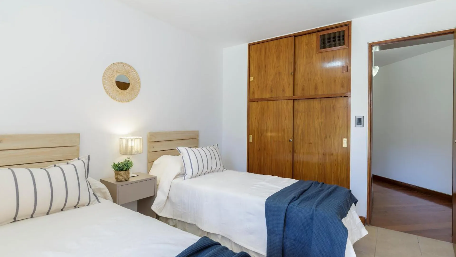Villa Amplia, Calida Y Super Ubicada à Mendoza
